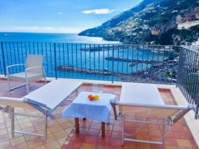 Rooftop flat in Amalfi